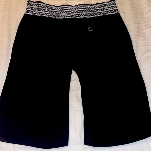 Rewind Knee Length Shorts - Picture 2 of 2